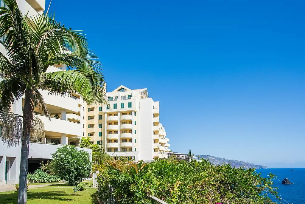 The Cliff Side Apartment Funchal  Funchal (Madeira)